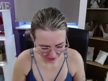 Изображение секс-шоу модели blackrosezoey Изображение секс-шоу модели blackrosezoey