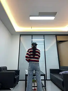 Изображение секс-шоу модели Qrooo