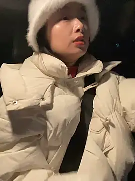 Изображение секс-шоу модели Qrooo