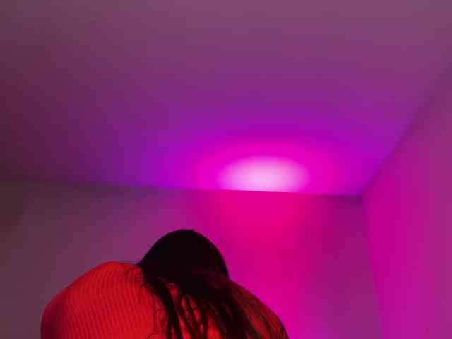 dalmatian-girl's sex show image dalmatian-girl's sex show image