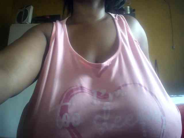 Изображение секс-шоу модели Melonboobs1 Изображение секс-шоу модели Melonboobs1