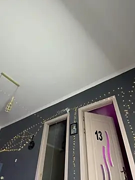 NickiLike's sex show image NickiLike's sex show image