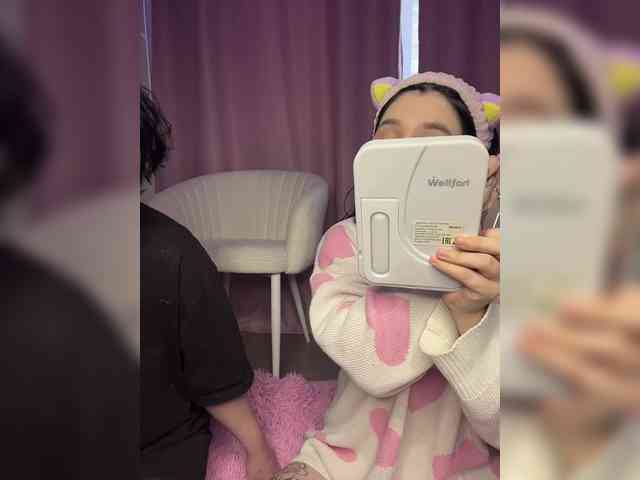 TeaseDuo's sex show image