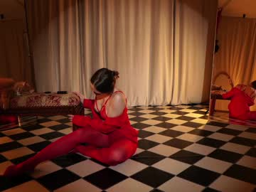 Изображение секс-шоу модели _meganmeow_ Изображение секс-шоу модели _meganmeow_