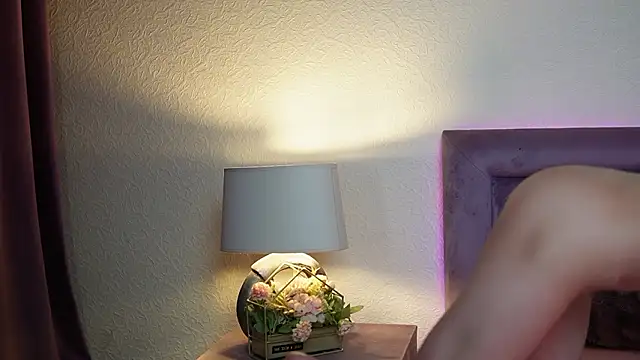 JoelleApril's sex show image