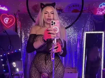 plasticfuckdoll's sex show image