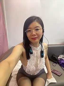 Изображение секс-шоу модели xiaowang0523 Изображение секс-шоу модели xiaowang0523