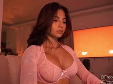 Изображение секс-шоу модели coreybae Изображение секс-шоу модели coreybae