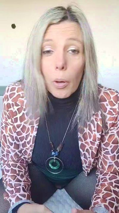 Изображение секс-шоу модели Ade_lSex