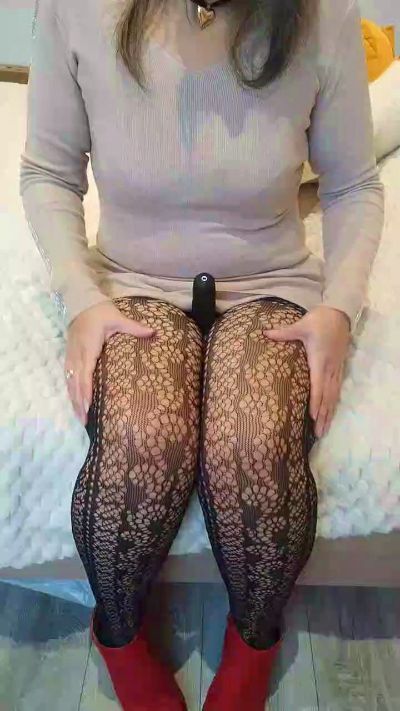 Изображение секс-шоу модели Ade_lSex