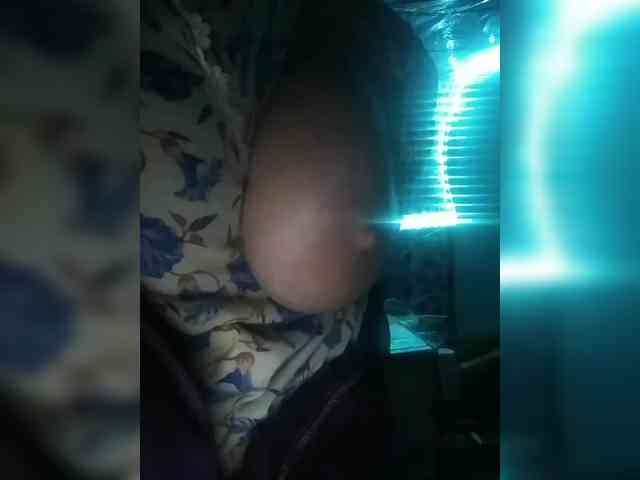 lady-Nicol's sex show image