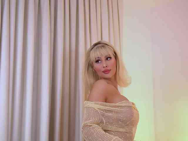 AdelineKing's sex show image