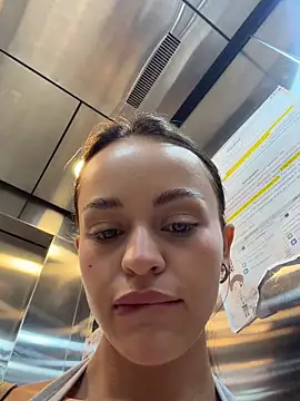 AngelinaTeller's sex show image