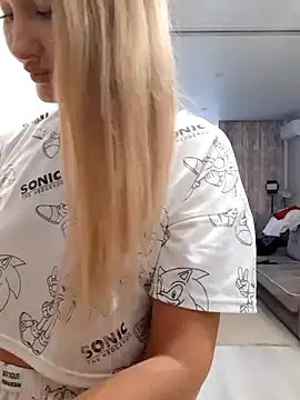 Sweet_Pussy_Lips's sex show image