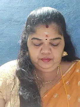 Изображение секс-шоу модели tamilthanushri Изображение секс-шоу модели tamilthanushri