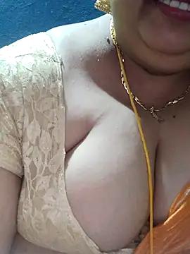 Изображение секс-шоу модели tamilthanushri Изображение секс-шоу модели tamilthanushri