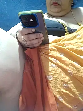 tamilthanushri's sex show image