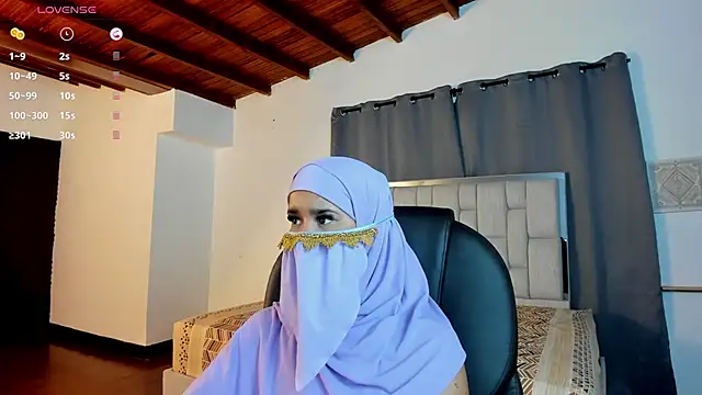 kalila_latif's sex show image