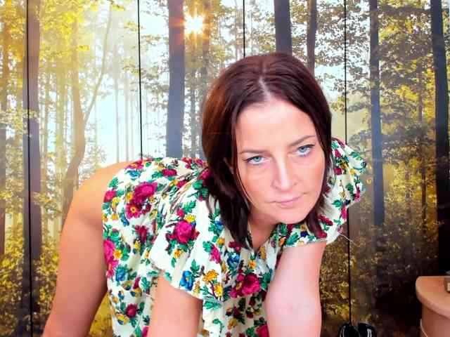 Sexshow-Bild von SatyneQueen Sexshow-Bild von SatyneQueen