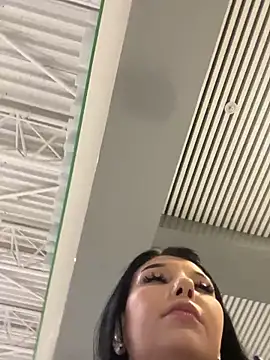 Sexshow-Bild von Tisha_Busty Sexshow-Bild von Tisha_Busty