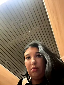 Sexshow-Bild von Tisha_Busty Sexshow-Bild von Tisha_Busty