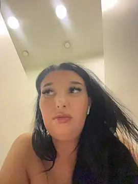 Tisha_Busty's sex show image