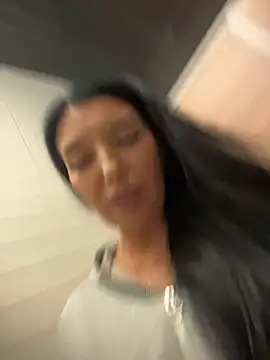 Tisha_Busty's sex show image