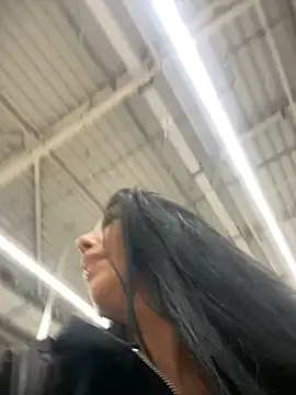 Tisha_Busty's sex show image