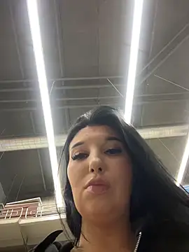 Tisha_Busty's sex show image