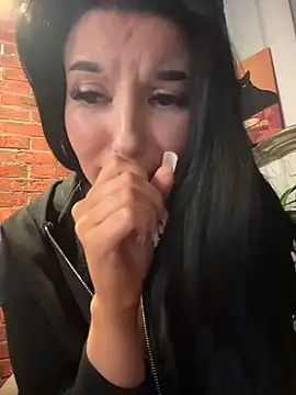 Tisha_Busty's sex show image