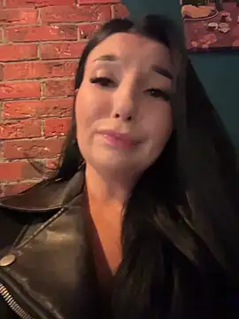 Tisha_Busty's sex show image