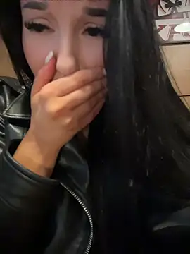 Tisha_Busty's sex show image