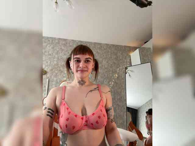 LolyMolly's sex show image