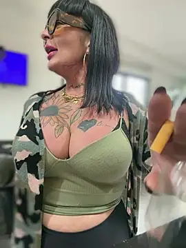 ASSERINAAA's sex show image