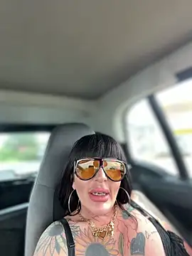 ASSERINAAA's sex show image