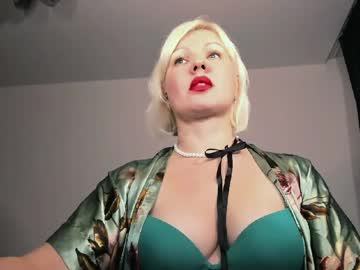 angelaroberti2's sex show image