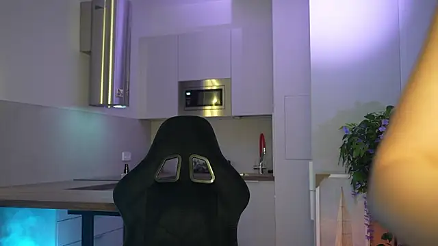 Cleose's sex show image