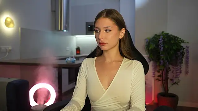 Cleose's sex show image