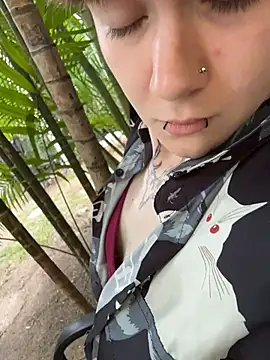 Изображение секс-шоу модели IceMur