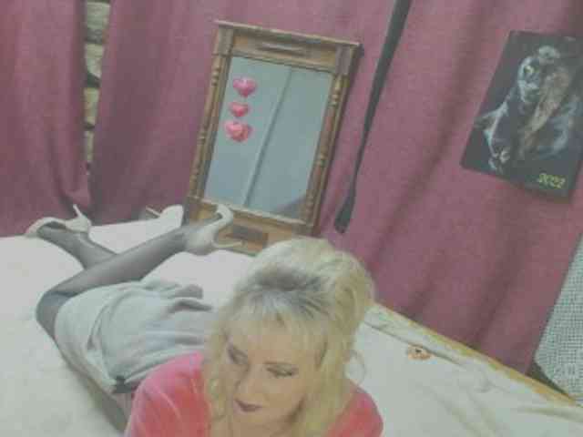 Изображение секс-шоу модели KatrinExcite