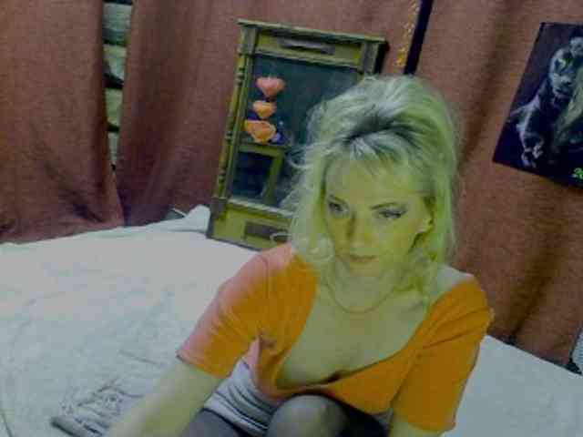 Изображение секс-шоу модели KatrinExcite