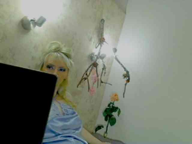 Изображение секс-шоу модели KatrinExcite