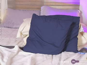 isa_bonnet's sex show image