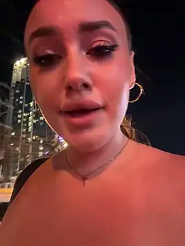 KiraSunshine's sex show image