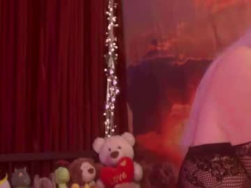 Изображение секс-шоу модели monicutex