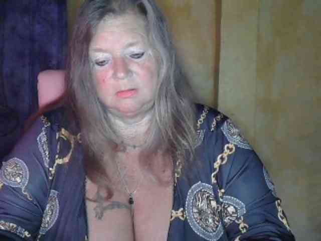 lady-vamp's sex show image