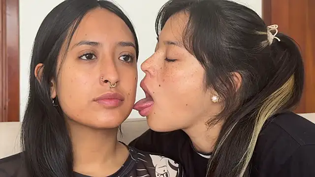 2SummerLove1's sex show image