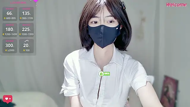 -Hell0-Kitty's sex show image