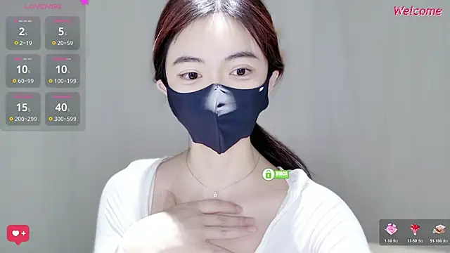 -Hell0-Kitty's sex show image