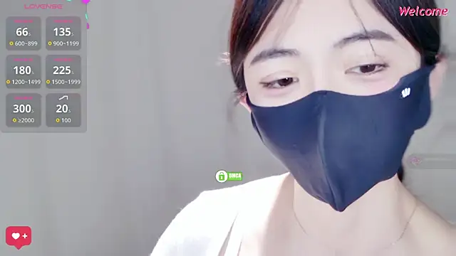 -Hell0-Kitty's sex show image